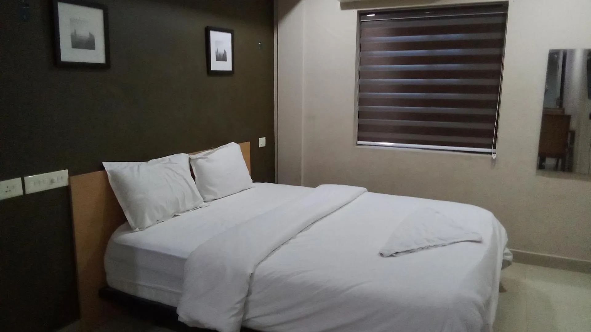 Kuzhiyaar Grand Suite Kochi India